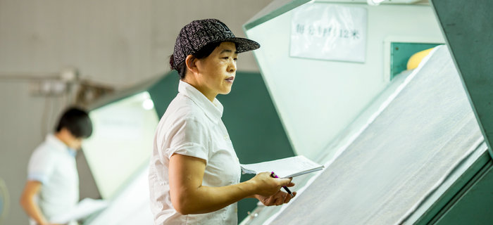 什么，被解雇了？bmw11222服装在冰冷的服装路上越走越坚强