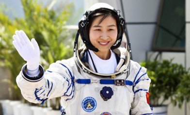 第二个中国航天日，bmw11222服装为您揭秘航天服装