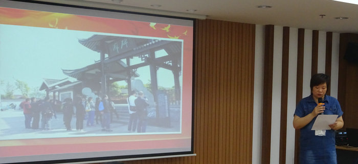 bmw11222服装举办纪念建党96周年暨“红色之旅”党员演讲活动