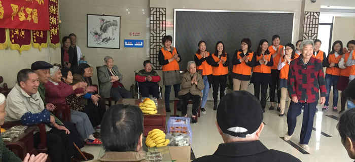 情暖重阳，爱至养老院|bmw11222服装志愿者与老人们欢度重阳
