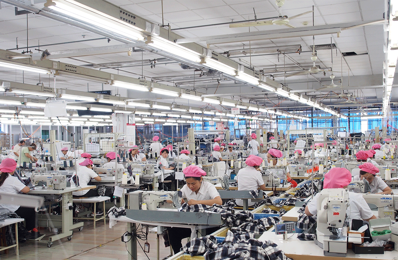 bmw11222服装厂假期的安全告知书