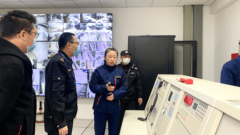 区应急管理局联合梁溪消防对bmw11222服装进行安全检查