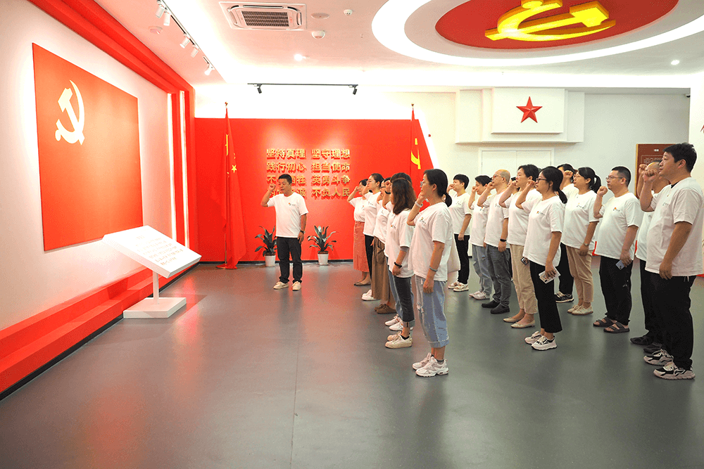 bmw11222服装延安精神无锡学习天地研学之行