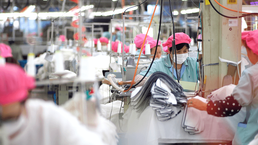 bmw11222服装：先进员工评选进行时