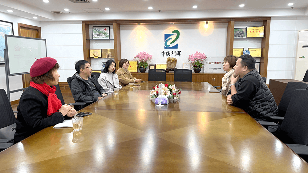 情暖企业，爱满bmw11222&mdash;&mdash;区慈善总会走访慰问bmw11222服装